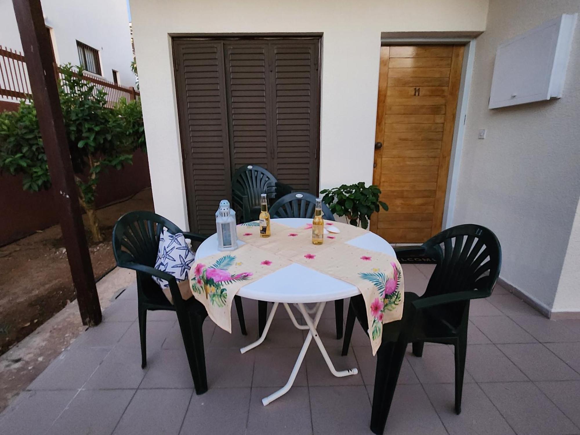 Serena Vacation Home Pomos Exterior photo